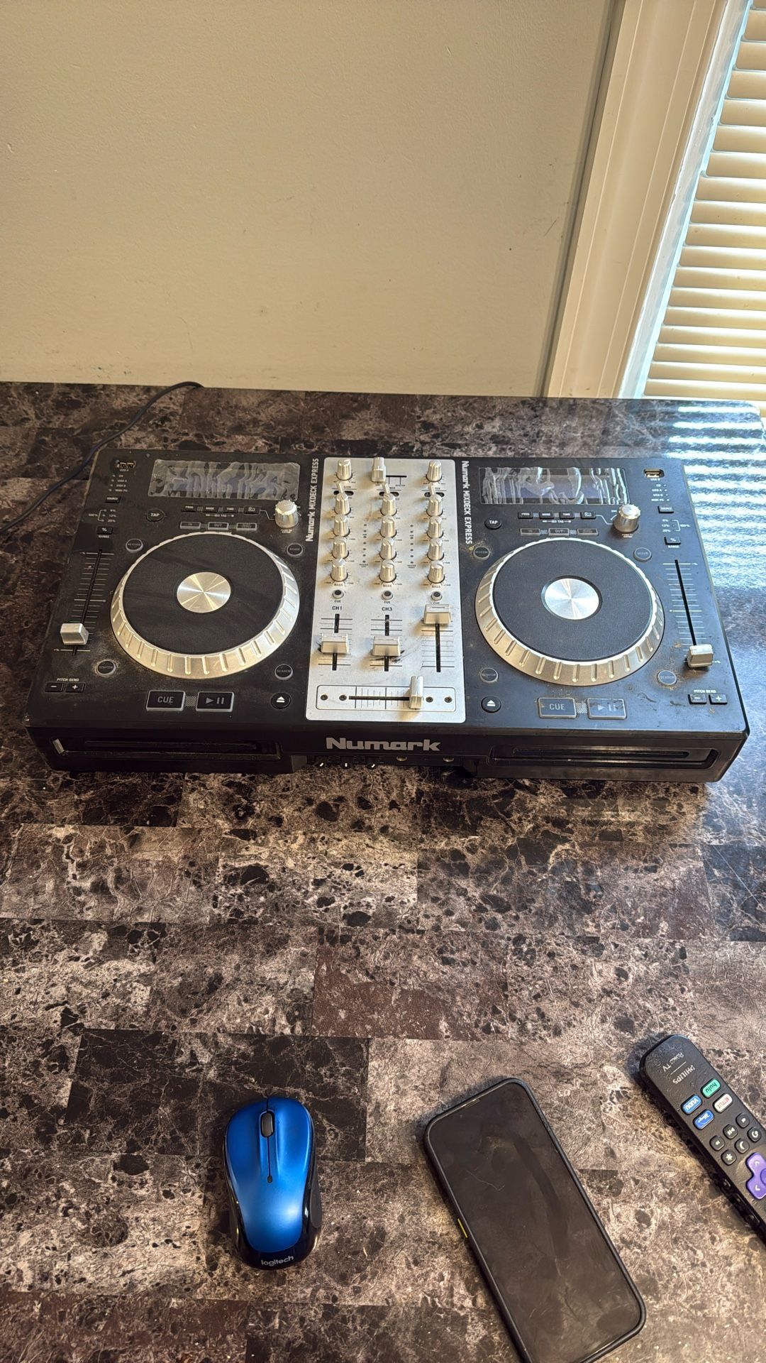 Numark Mixdeck Express