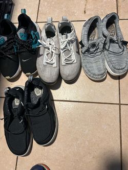 Shoes Nikes and heydudes