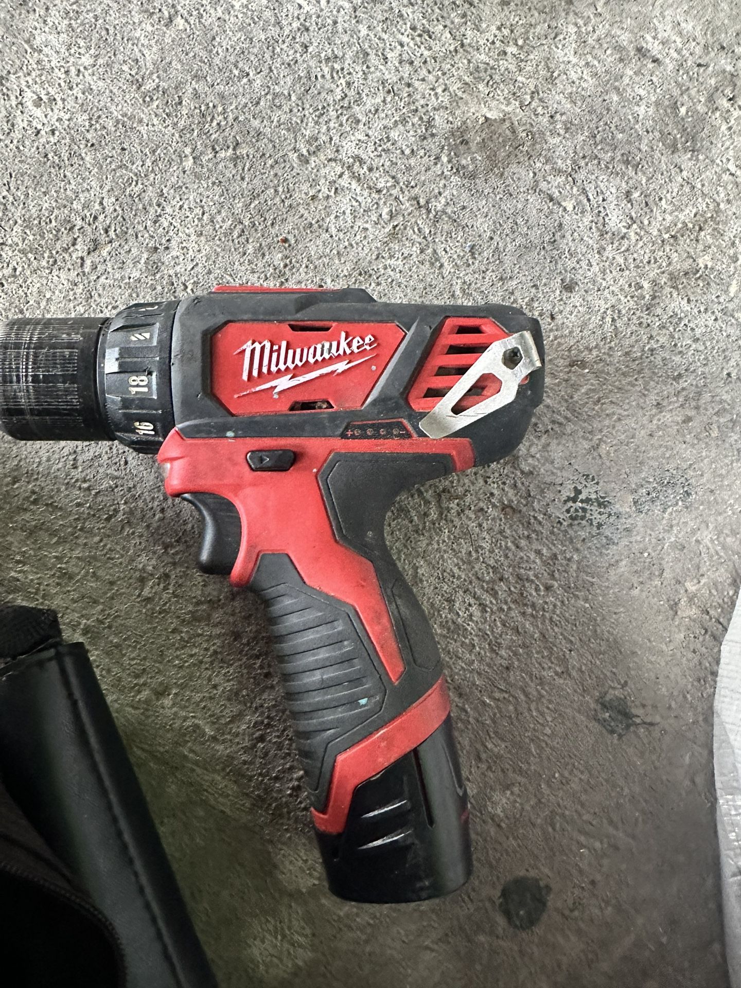 Milwaukee Drill With Battery