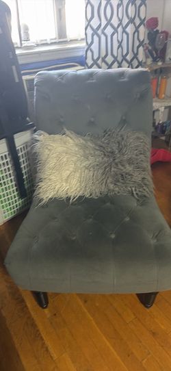 Accent chair
