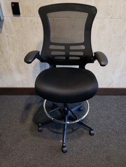 Drafting chair