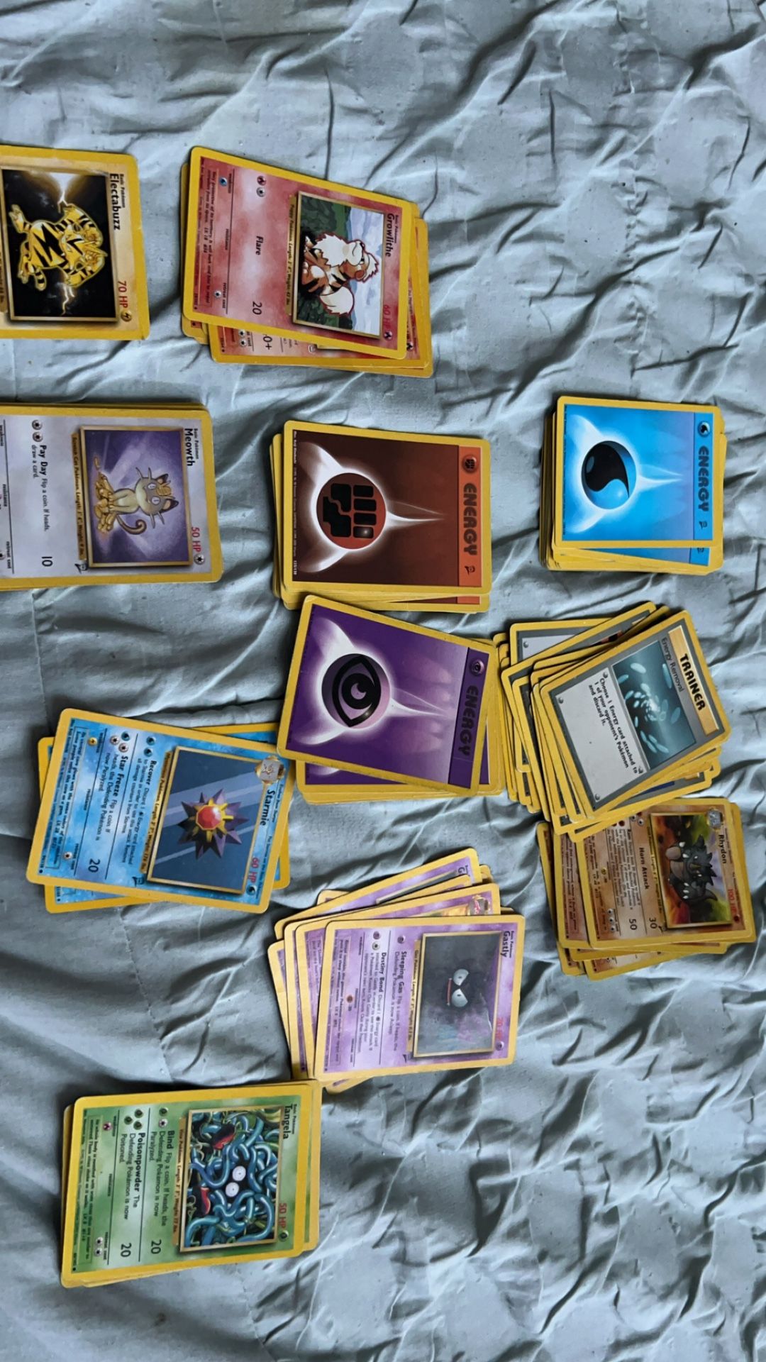 98 1995 Pokémon Cards