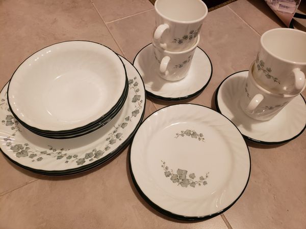 Corelle dinnerware set for Sale in Bartlett, IL - OfferUp