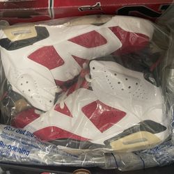 Various Older Jordan’s. 