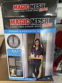 Magic Mesh Screen Door