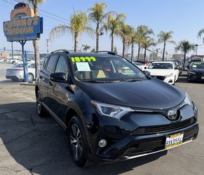 2017 Toyota RAV4 XLE