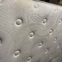 Full Size Mattress ~ Dream Maker