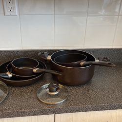 Pots And Pans Set