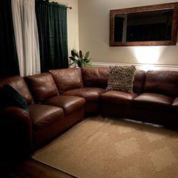 American Classics Leather 420  Designer’s Choice Sectional