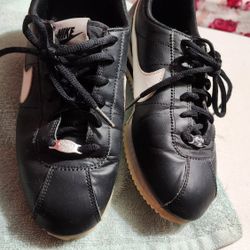 7y Nike Cortez