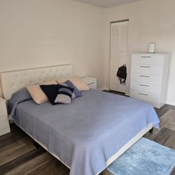 BEDROOM SET-JUEGO DE CUARTO 🆕️ 