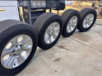 2020 Toyota 4Runner 17 inch wheels