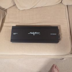 Skar RP.2000.1D Car Amplifier 