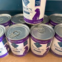 Blue Buffalo Basics Grain-Free, Turkey for Senior Dog  12.5 oz. Exp 2027 (9 cans total)