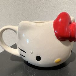 Hello Kitty Mug 3"