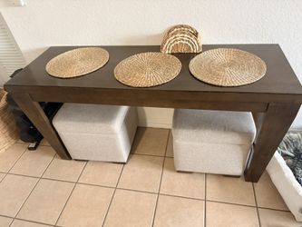 Sofa Table And 2 Ottomans