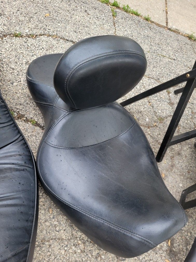 Harley Davidson Dyna Seat