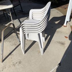 7 Chairs