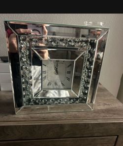 Vintage - clock still works