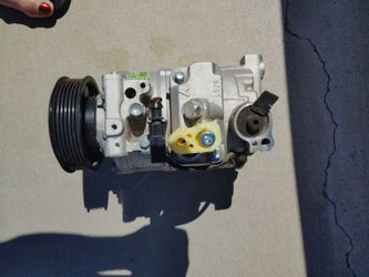 A/C air compressor