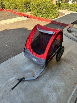 Instep Bike Trailer for kids