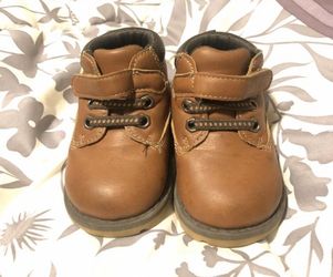 Baby boy shoe 4c