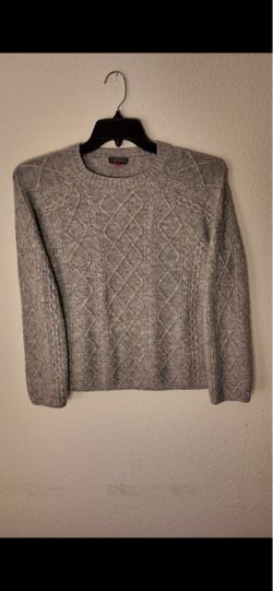 Vince Camuto cable-knit crewneck sweater, size M
