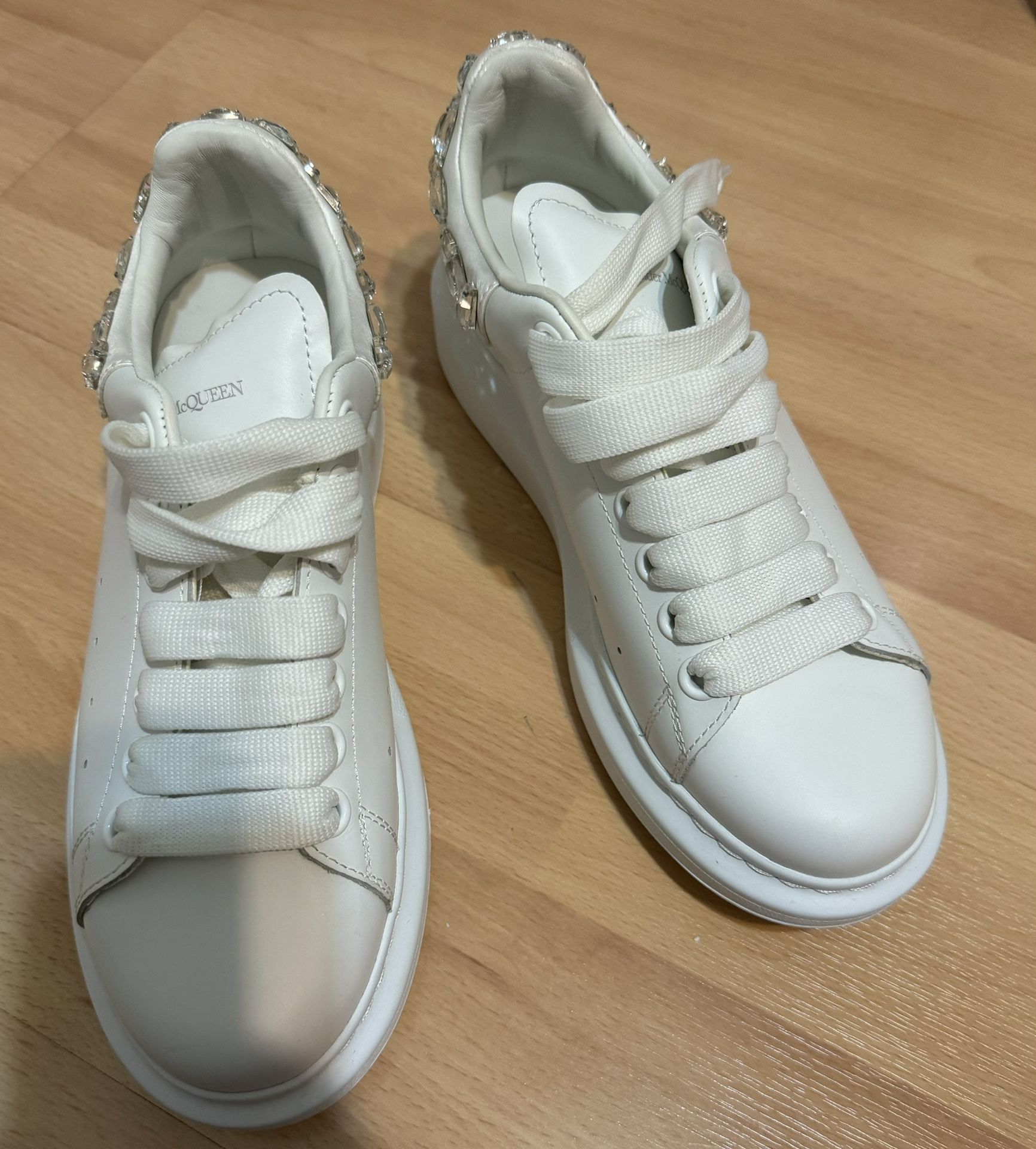 Alexander McQueen Crystal Detail Lace Up Sneakers