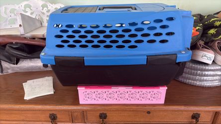 Small dog or Cat  carrier