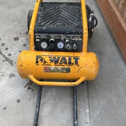 Dewalt Compressor 