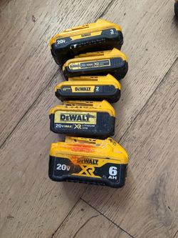 DeWalt 20V MAX Lithium-Ion Battery Lot of 5