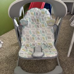 Vibrating & Musical Automated Baby Swing