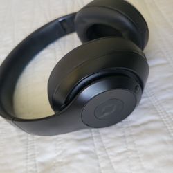 Beats/ New $100