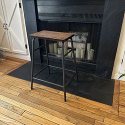 Set of 2 Rustic Industrial Bar Stools – Solid Wood & Metal Frame