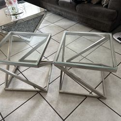 2 Side Tables