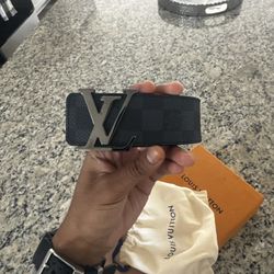 Lv Belt