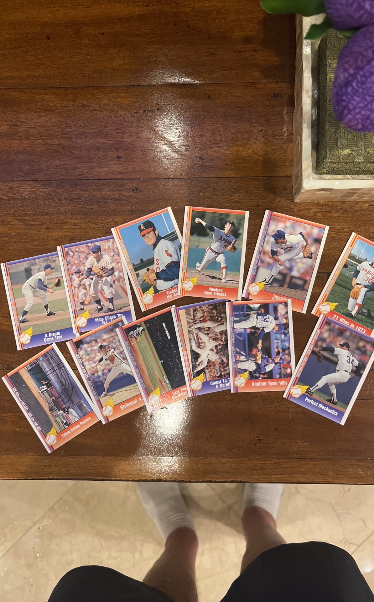 12 Nolan Ryan Baseball Cards 