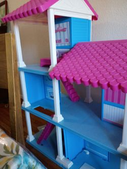 Dollhouse