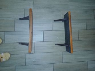 Wall shelves