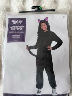 Costume