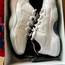Jordan 11 Size 9