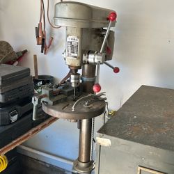 Drill Press with 2 Vice Accessories