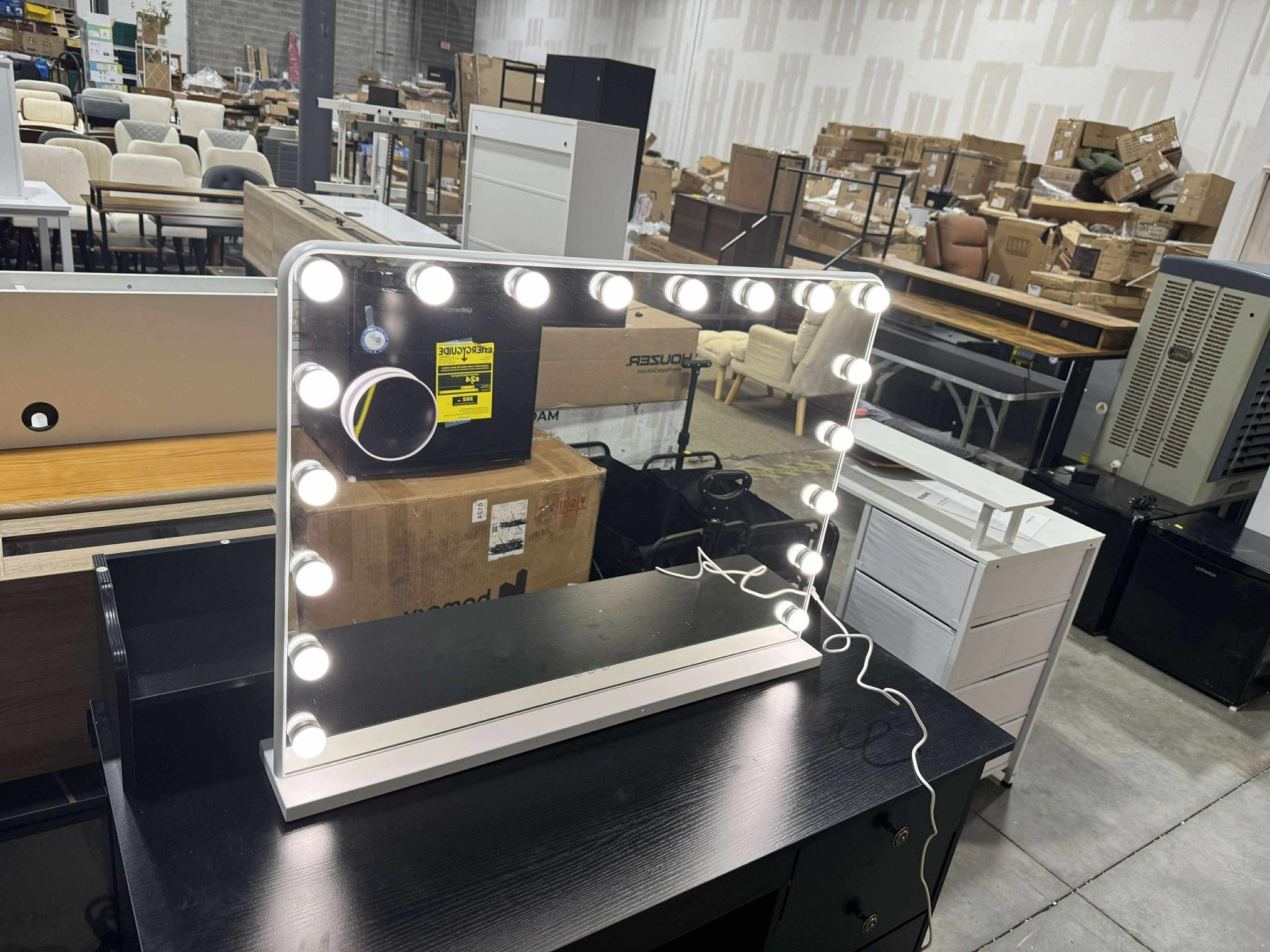 Keonjinn Large Vanity Mirror with Lights 32"x24" White