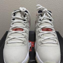Jordan 12 Retro Platinum Tint Size: 8.5 Mens (Original Box)