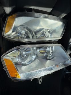 2013 Dodge Avenger Headlights OEM