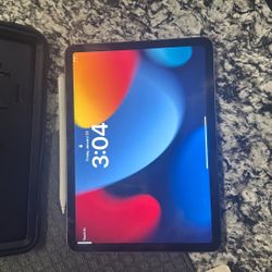 64 GB iPad Air (4th generation) 