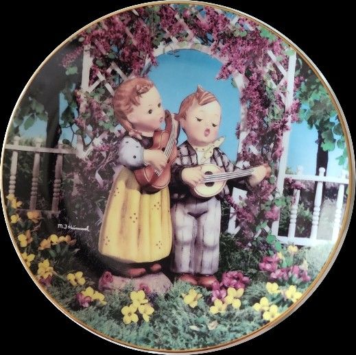 Danbury Mint M.J. Hummel Little Companions Collector Plate "Little Musicians"