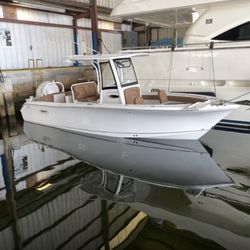 Unique 255 Sea Hunt Ultra