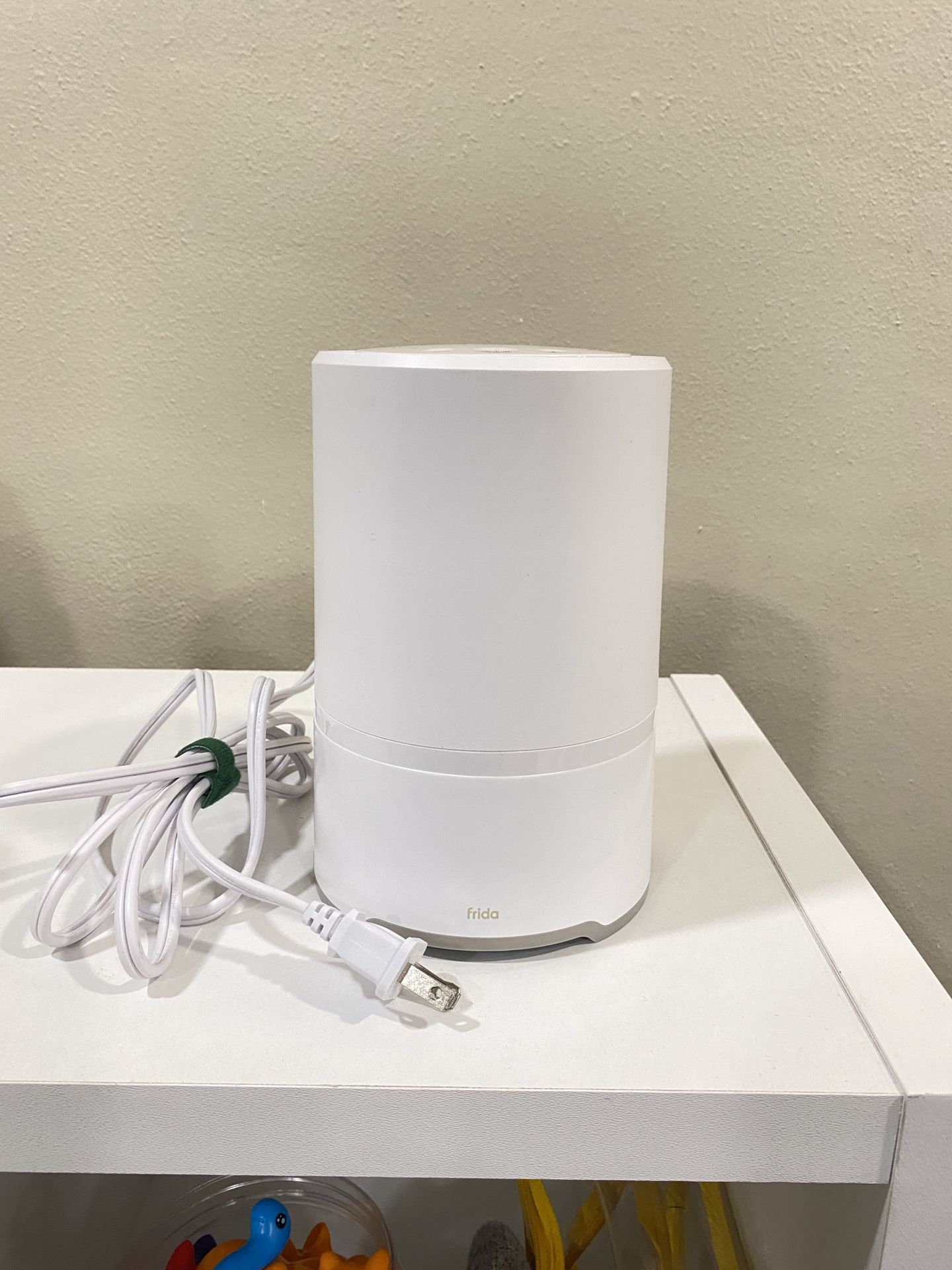 New Fridababy Infant Air Purifier 3-IN-1 Sound Machine & Nightlight