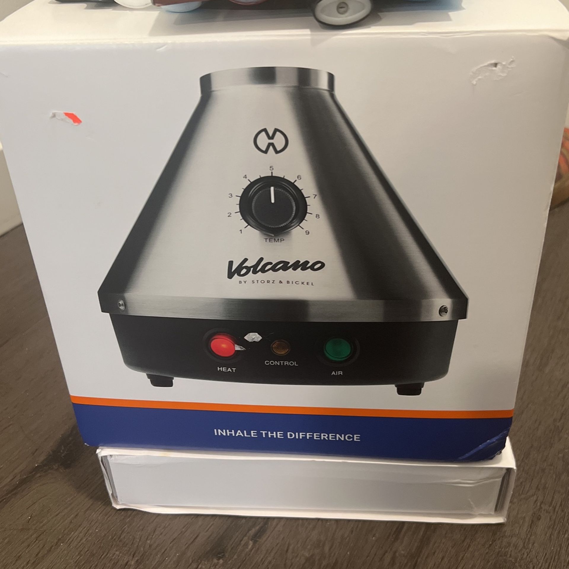 Volcano Vaporizer And Extra Bags (used)